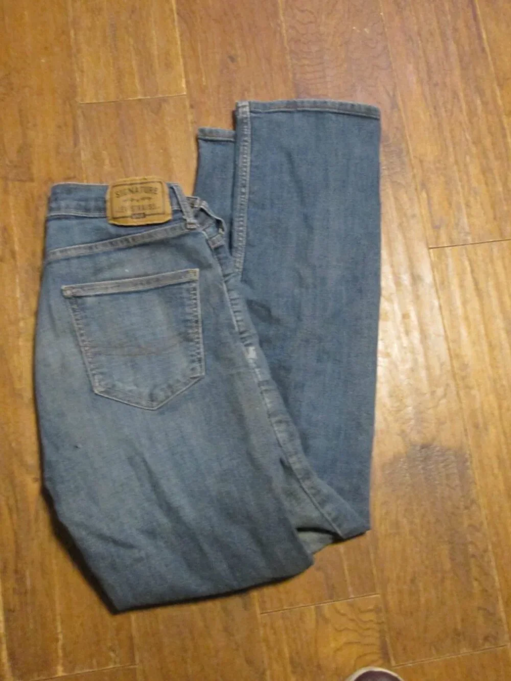 Y2k Levis Straus Gold dark washed out denim 30x32